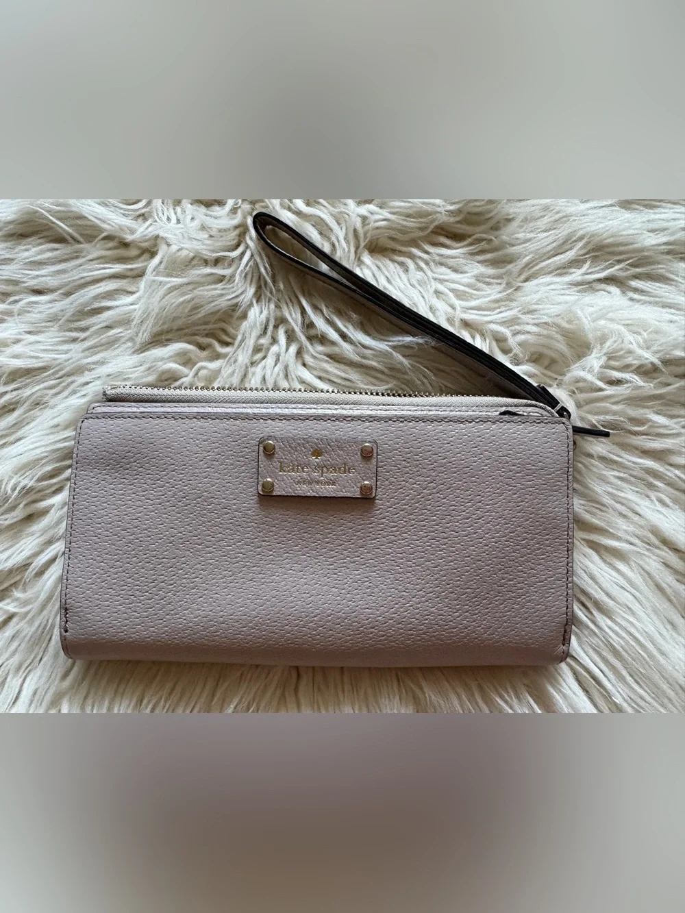 Kate Spade Layton Wellesley Grand Street Zip Wristlet Wallet Mousse Frosting EUC